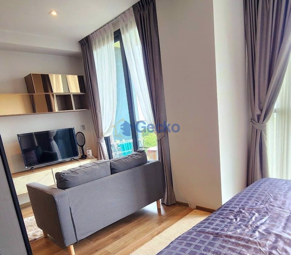 1 Bedroom Condo in Andromeda Pratumnak C012182 (Photo 4)