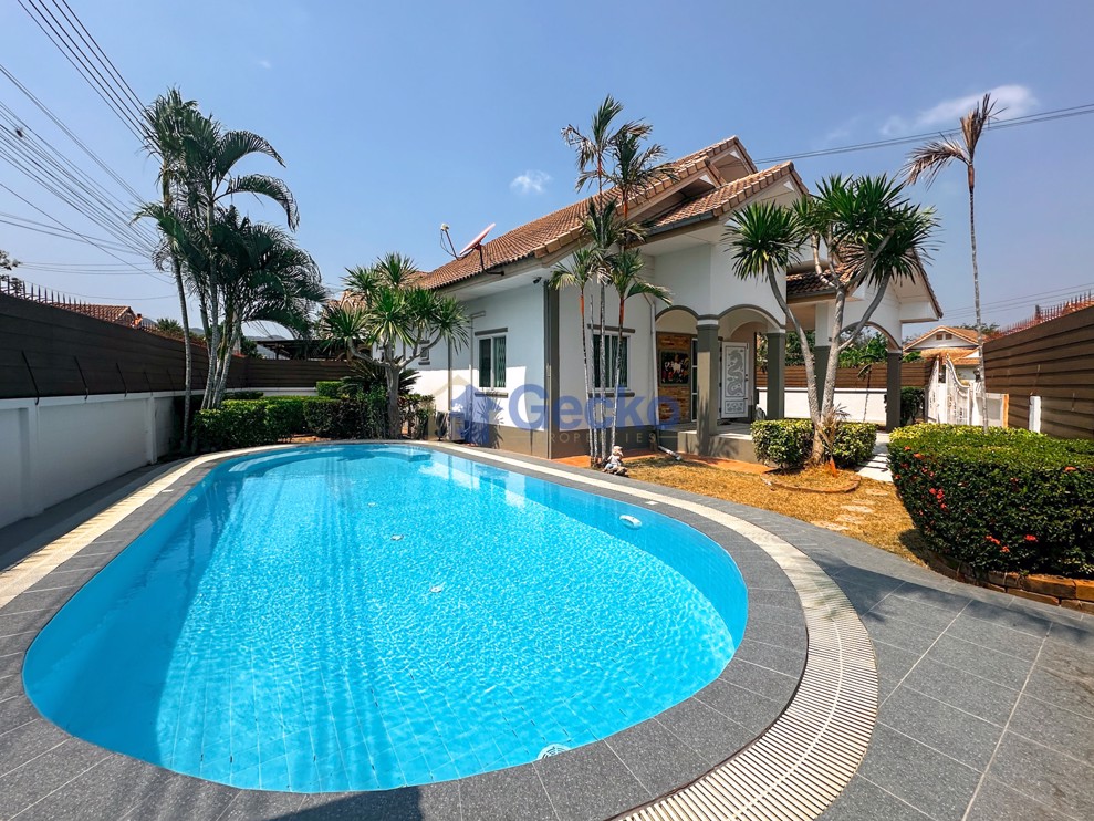 3 Bedrooms House in Navy House 19  Bang Saray H012205 (Cover Photo)