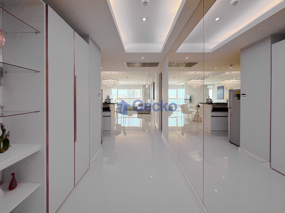1 Bedroom Condo in Ocean Portofino Na Jomtien C012208 (Photo 3)