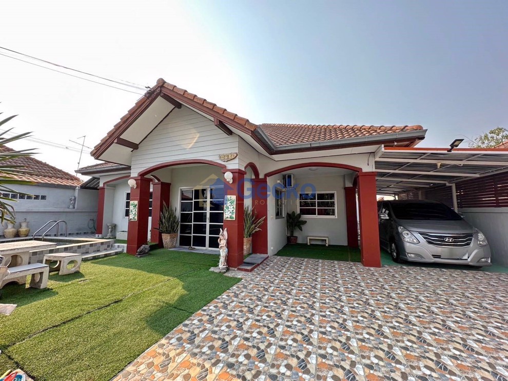 3 Bedrooms House  East Pattaya H012210 (Photo 2)
