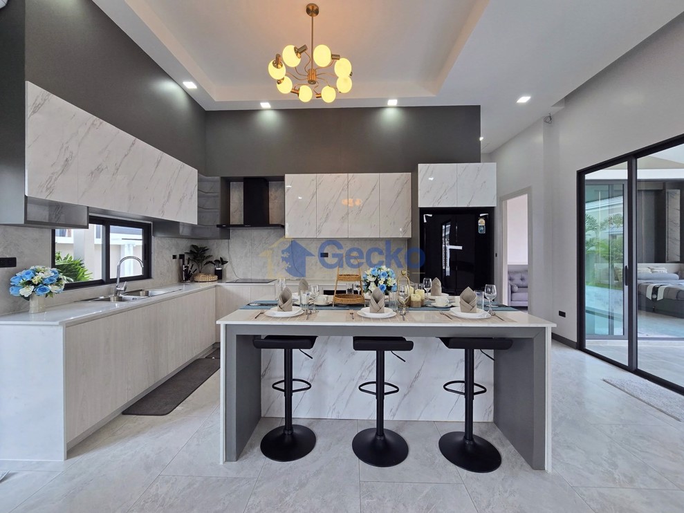 3 ห้องนอน บ้าน in Living 36  พัทยาตะวันออก H011903 (Photo 4)