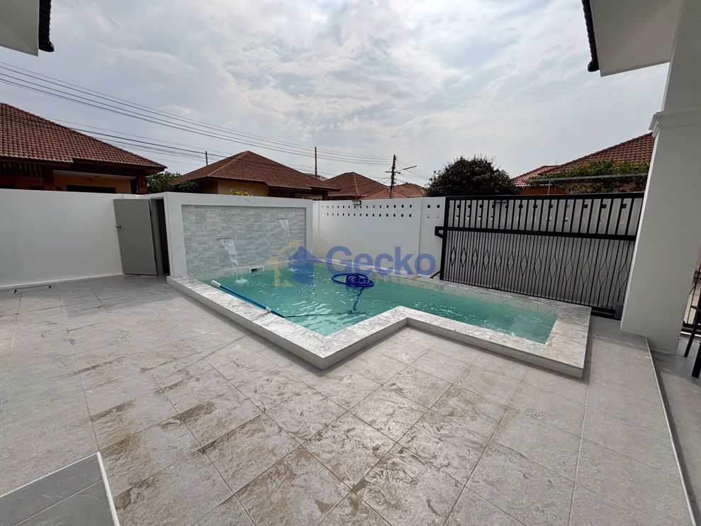 3 Bedrooms House in Pattaya Paradise Village 2  East Pattaya H012216 (Photo 2)
