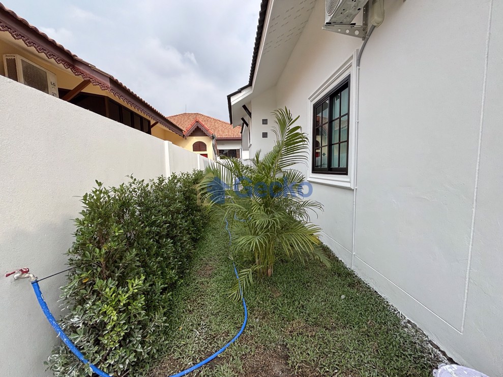 3 Bedrooms House in Pattaya Paradise Village 2  East Pattaya H012216 (Photo 3)