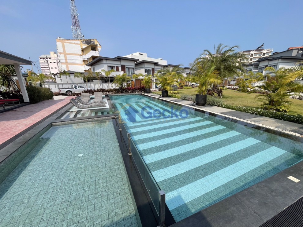 4 Bedrooms House in Zensiri Midtown Villas  Central Pattaya H009021 (Photo 3)