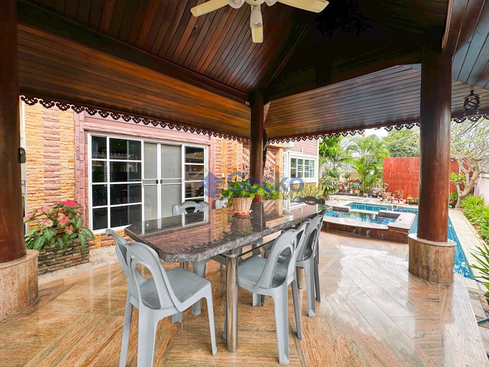 3 ห้องนอน บ้าน in Classic Villa  พัทยาตะวันออก H012224 (Photo 4)