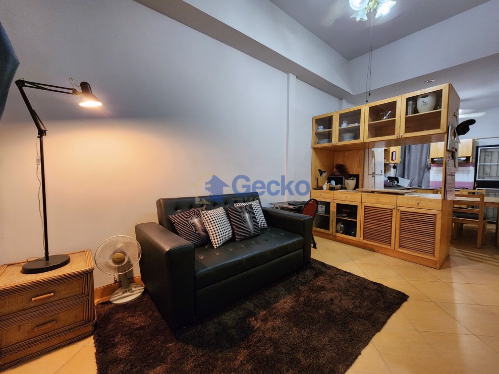 2 Bedrooms House in Chokchai Garden Homes 2  East Pattaya H012242 (Photo 1)