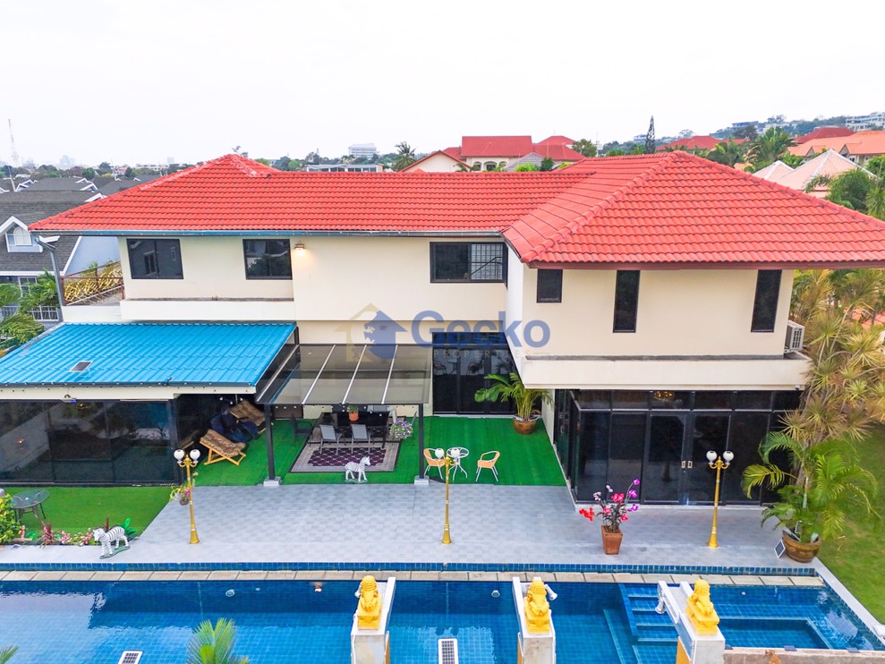 4 ห้องนอน บ้าน in Paradise Villa 2  พัทยาตะวันออก H001757 (Photo 1)