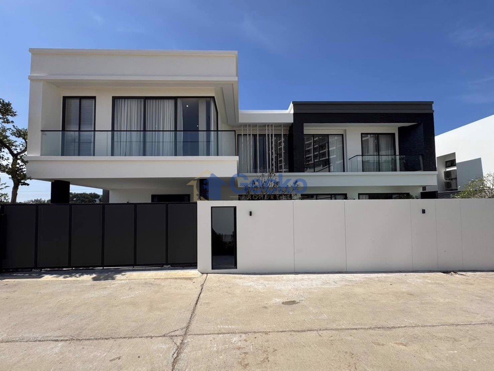 Luxury Vista Villa Pattaya (Photo 1)