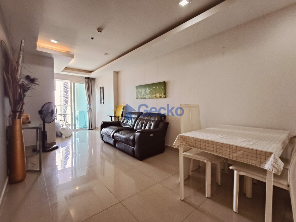 1 Bedroom Condo in Cosy Beach View Pratumnak C012259 (Photo 3)