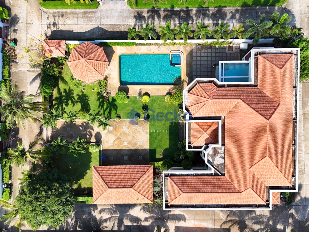 5 ห้องนอน บ้าน in Paradise Villa 2  พัทยาตะวันออก H012253 (Photo 3)