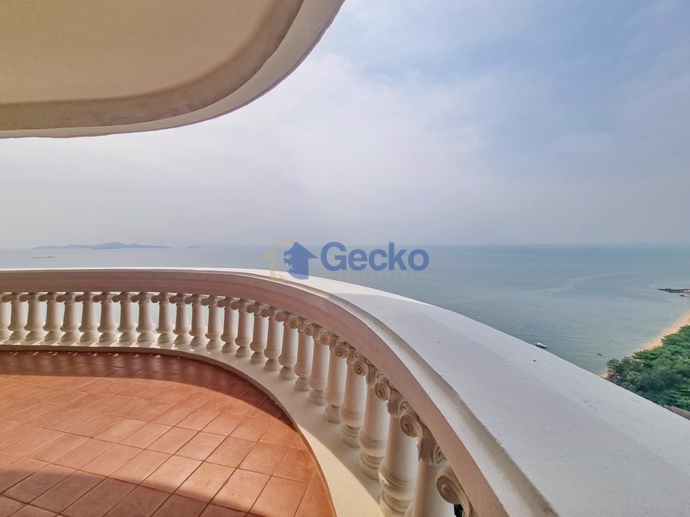 2 Bedrooms Condo in Sky Beach Wongamat C012286 (Cover Photo)