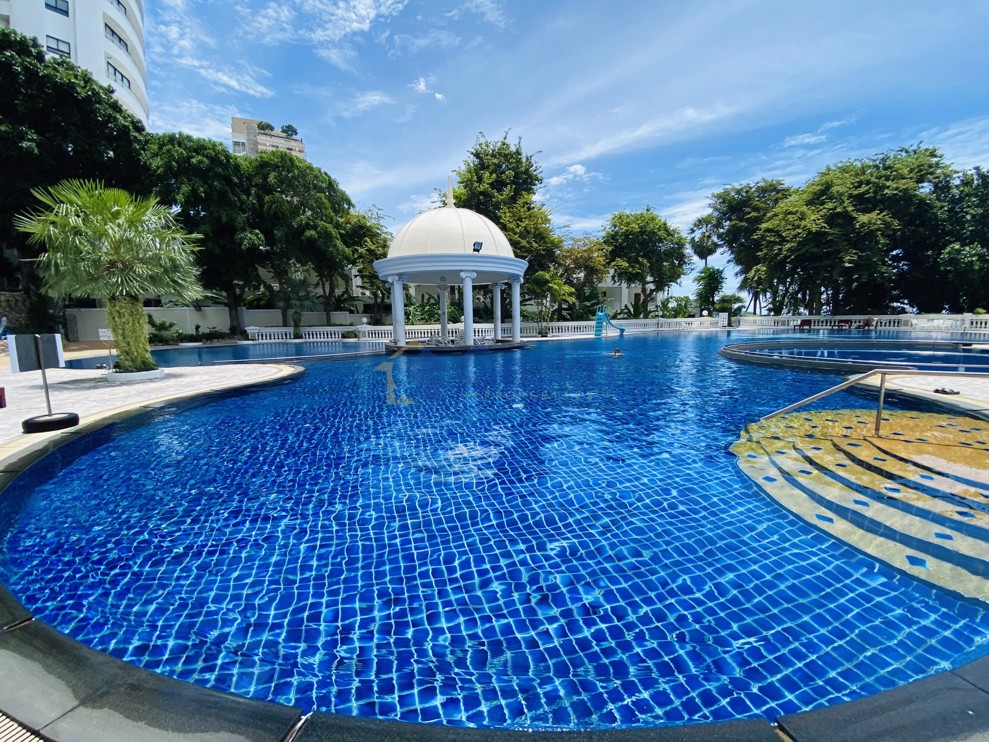 2 Bedrooms Condo in Sky Beach Wongamat C012286 (Photo 2)
