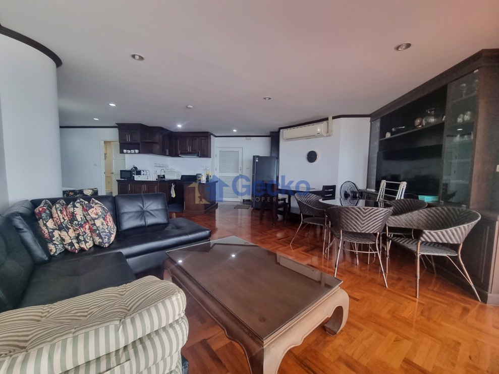 2 Bedrooms Condo in Sky Beach Wongamat C012286 (Photo 4)