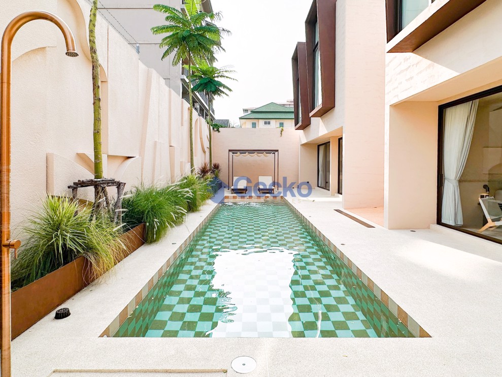 5 ห้องนอน บ้าน  พัทยาใต้ H012296 (Photo 3)