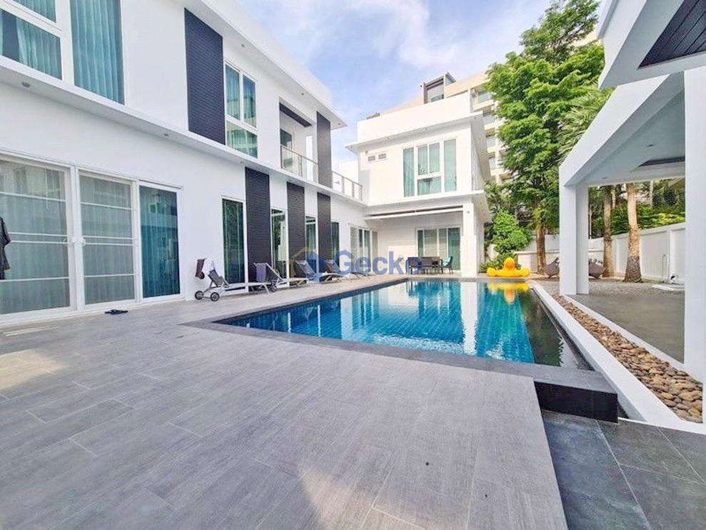 5 Bedrooms House in Palm Oasis  Jomtien H008480 (Photo 2)