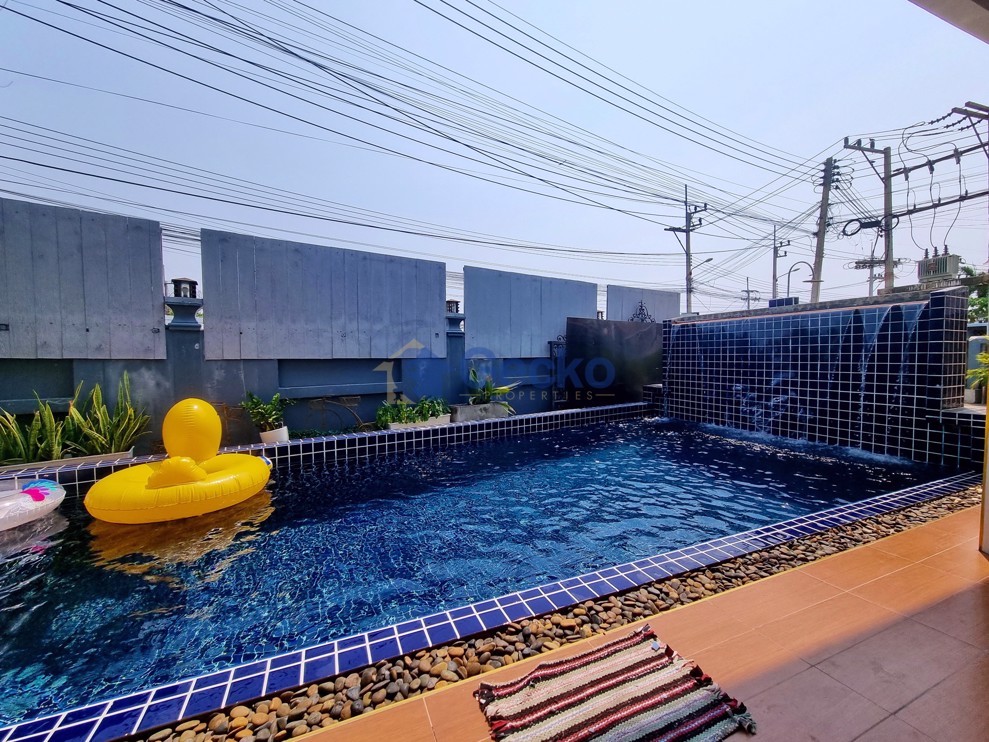 4 ห้องนอน บ้าน  พัทยาเหนือ H012308 (Photo 2)