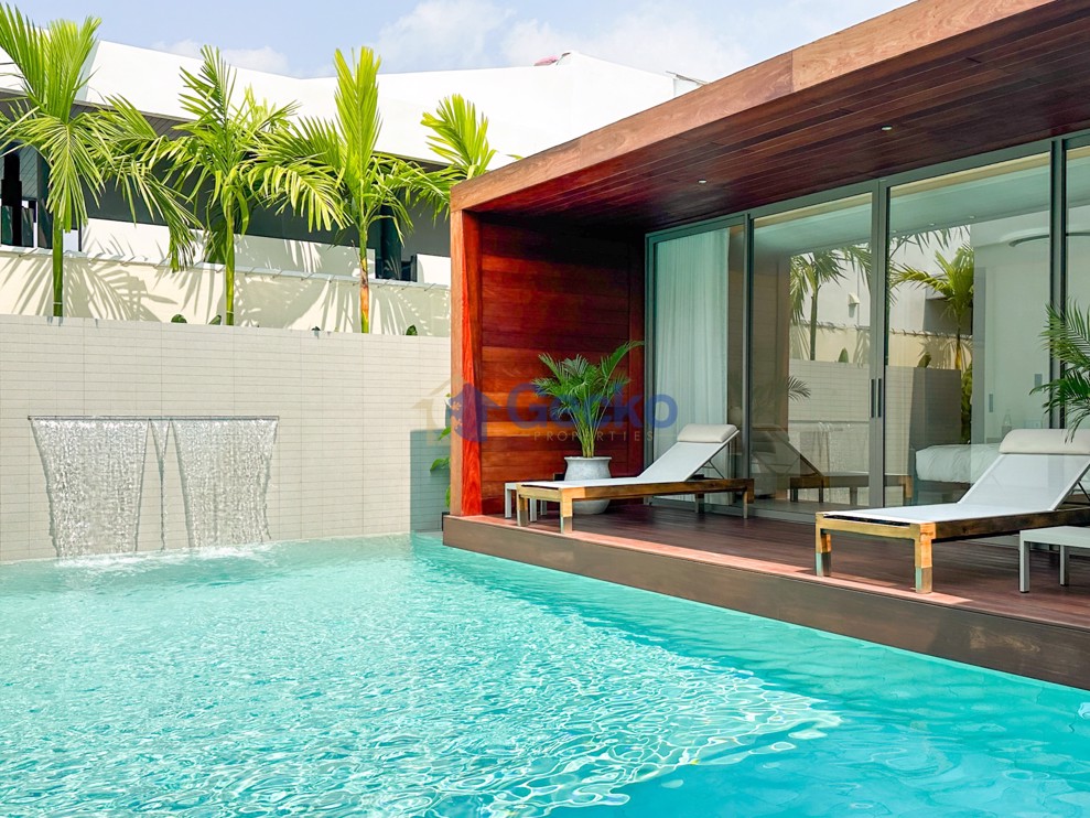 3 Bedrooms House in Movenpick White Sand Beach Pattaya  Na Jomtien H012309 (Cover Photo)