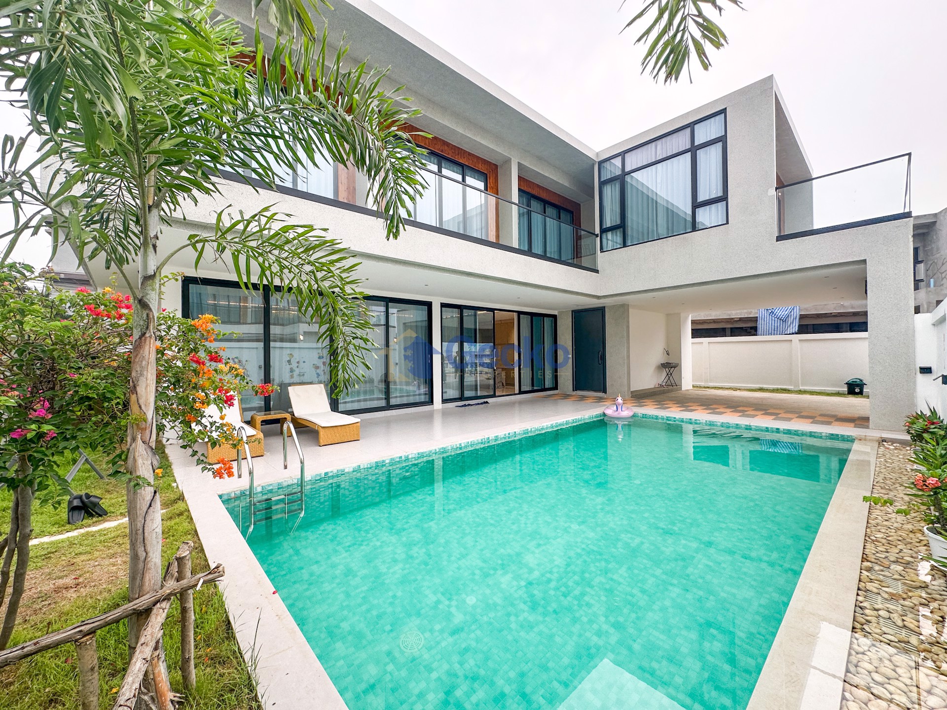 4 ห้องนอน บ้าน in Coastal Jomtien Villas  จอมเทียน H010452