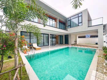 4 Bedrooms House in Coastal Jomtien Villas  Jomtien H010452