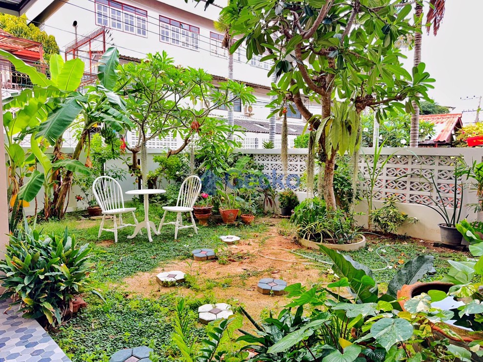 3 Bedrooms House  Na Kluea H012319 (Photo 1)