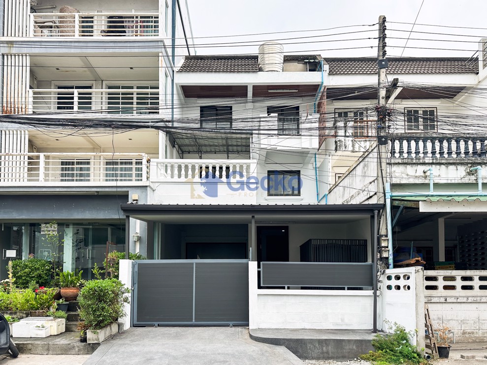 4 ห้องนอน บ้าน  พัทยากลาง H012324 (Cover Photo)