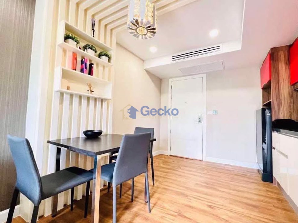 1 Bedroom Condo in Dusit Grand Park Jomtien C012333 (Photo 2)