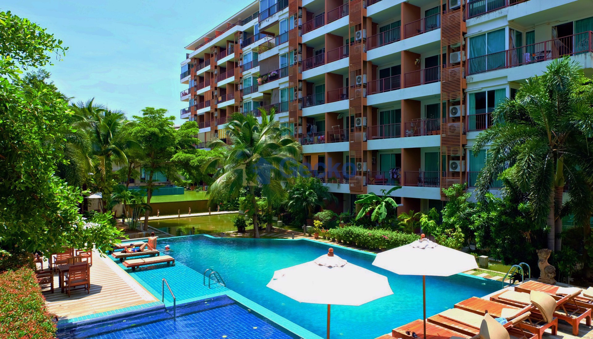 Studio Condo in Diamond Suites South Pattaya C012334