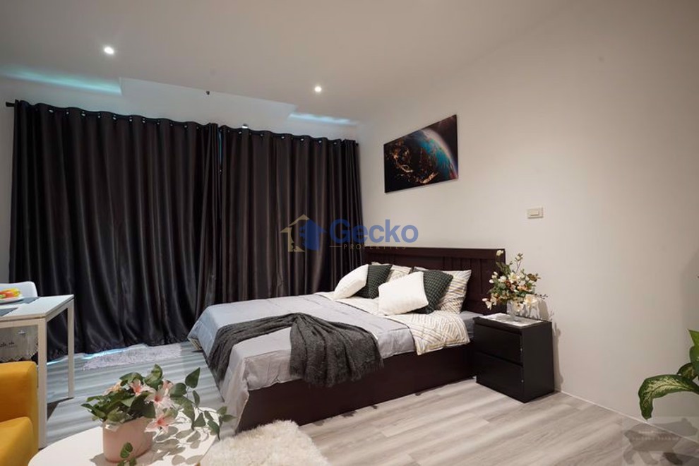 Studio Condo in Diamond Suites South Pattaya C012334 (Photo 2)