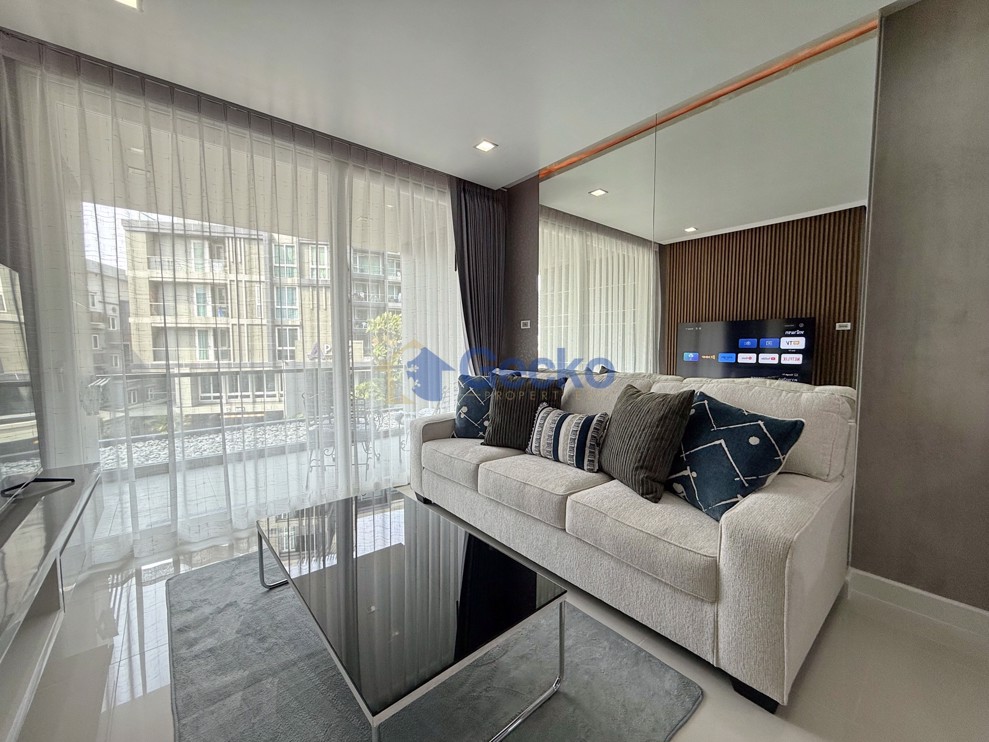 1 Bedroom Condo in Apus Condominium Central Pattaya C012340 (Photo 2)