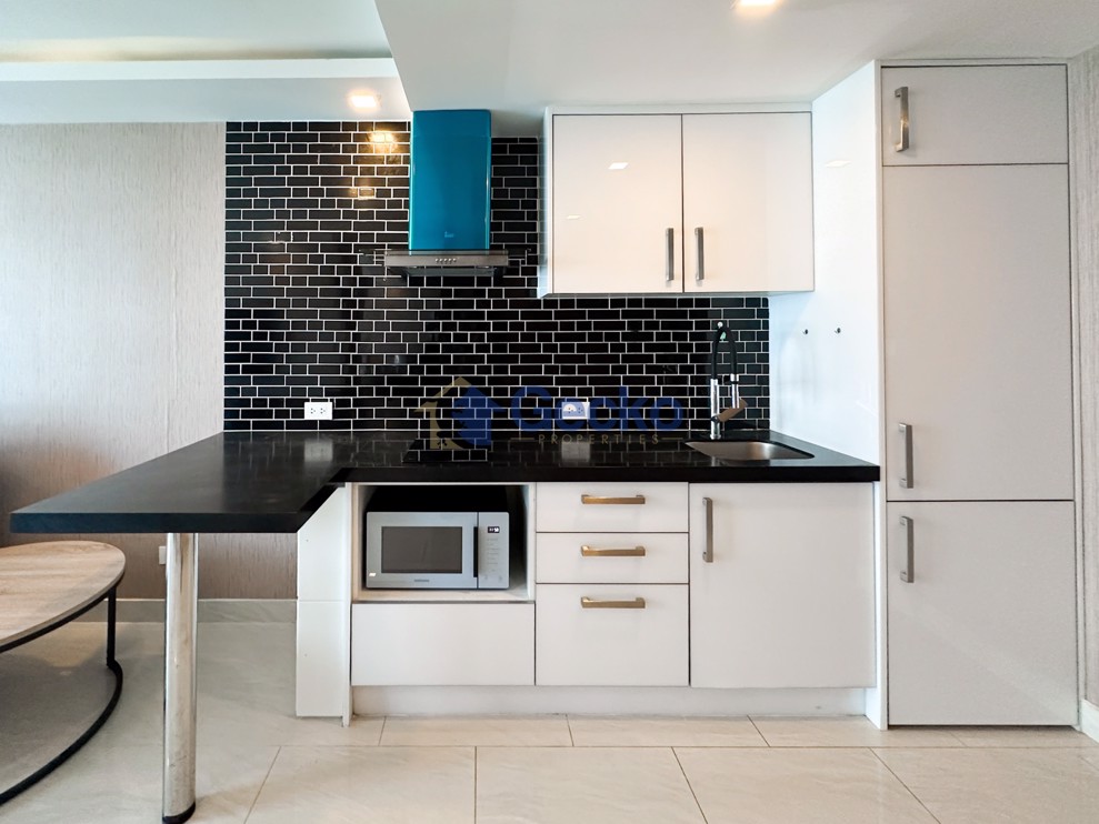 1 Bedroom Condo in Grand Avenue Central Pattaya C012344 (Photo 3)