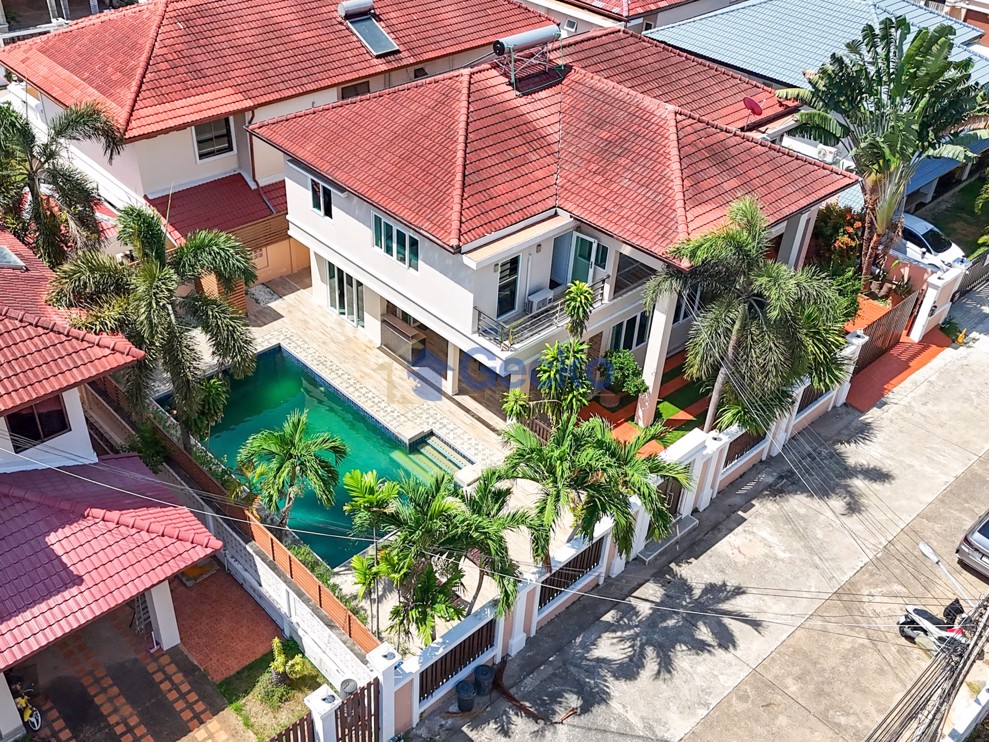 5 Bedrooms House in European Home Place  East Pattaya H012347 (Photo 4)