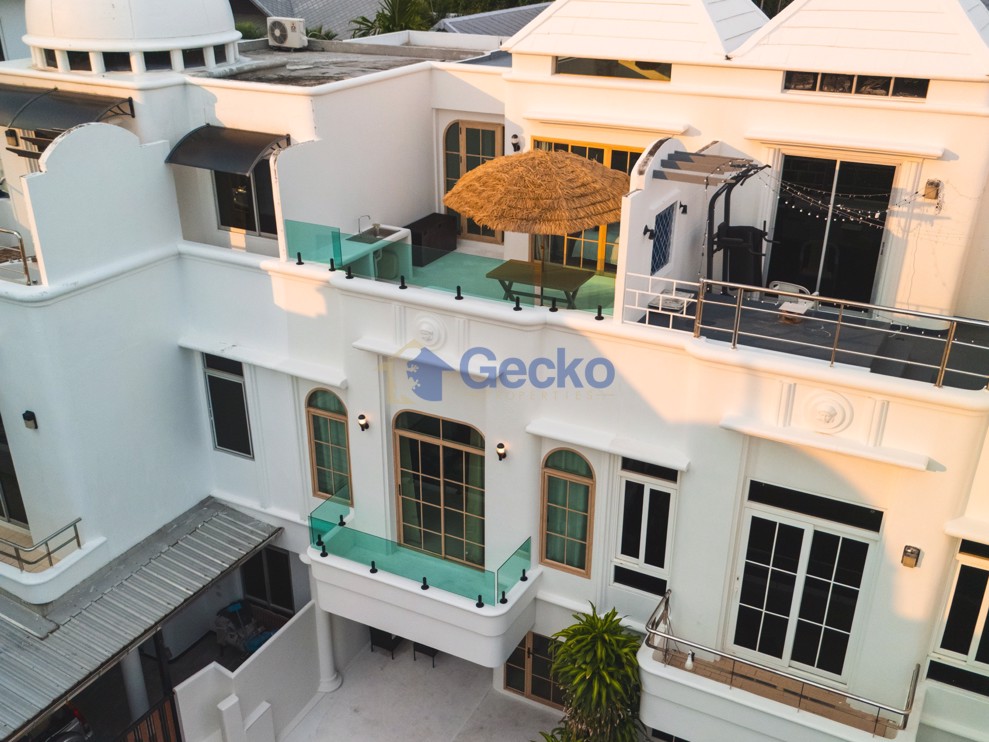 3 Bedrooms House in Wongamat Exclusive  Wongamat H012349 (Photo 3)