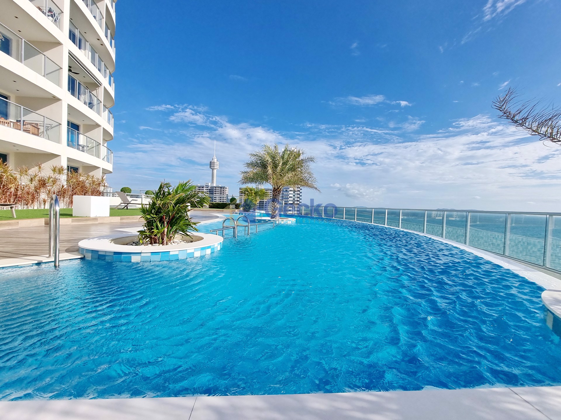 Studio Condo in  Sands Condominium Pratumnak C012362