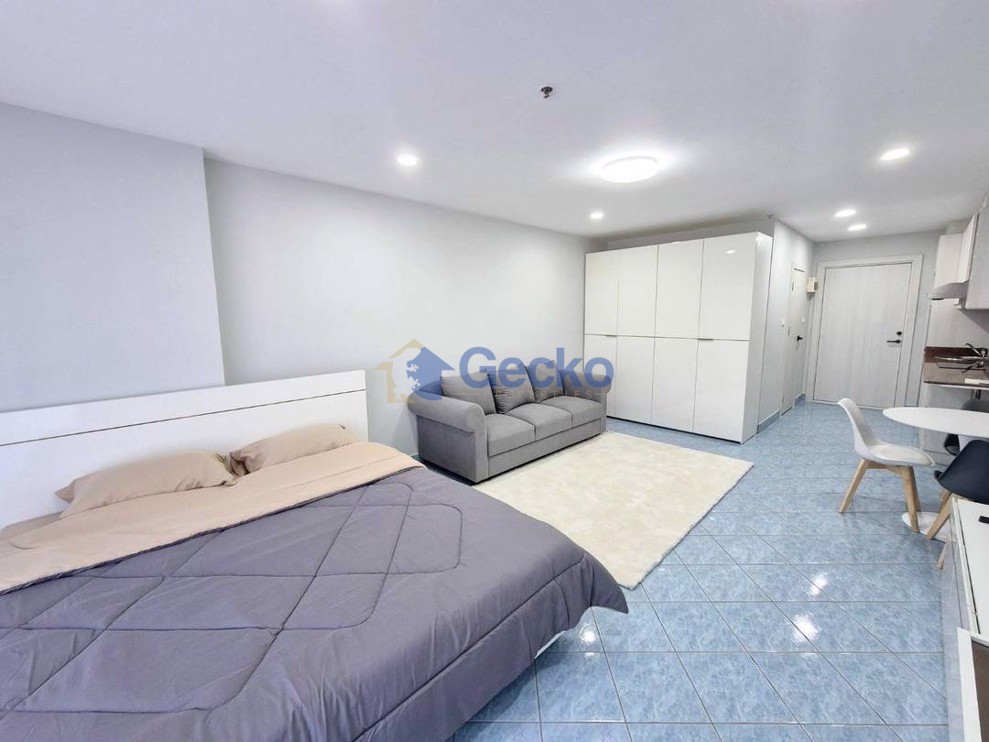 Studio Condo in View Talay 2 Jomtien C012375 (Photo 2)