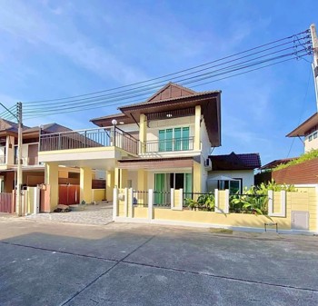 4 Bedrooms House in Baan Sirin  East Pattaya H012383
