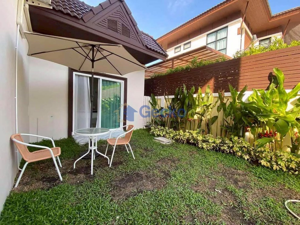 4 ห้องนอน บ้าน in Baan Sirin  พัทยาตะวันออก H012383 (Photo 3)