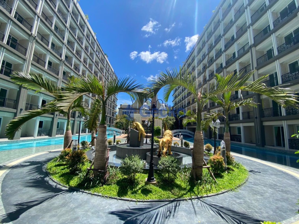 Dusit Grand Park 2 (Photo 2)