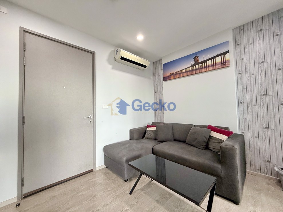 1 Bedroom Condo in The Base Central Pattaya C012401 (Photo 1)