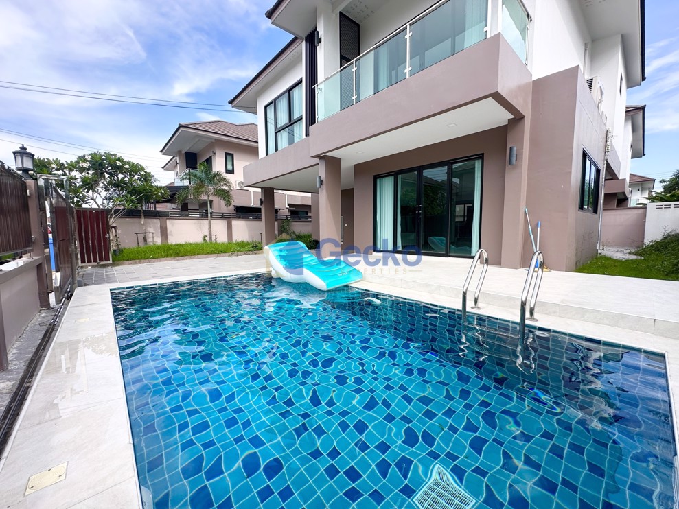 4 Bedrooms House in The Lake  Huay Yai H012413 (Cover Photo)