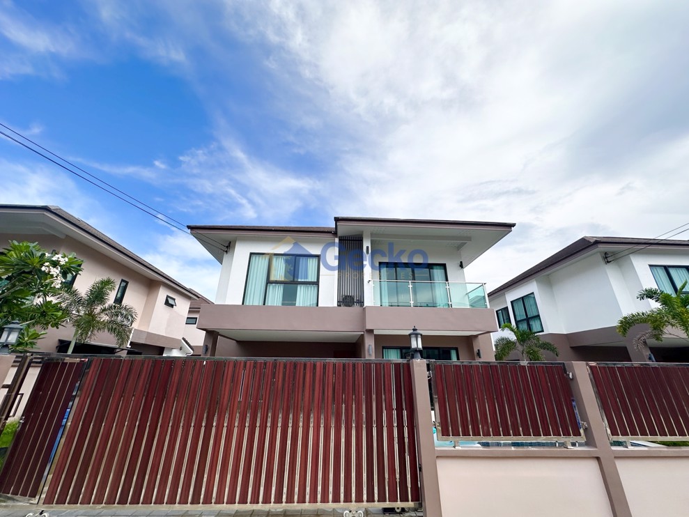 4 Bedrooms House in The Lake  Huay Yai H012413 (Photo 3)