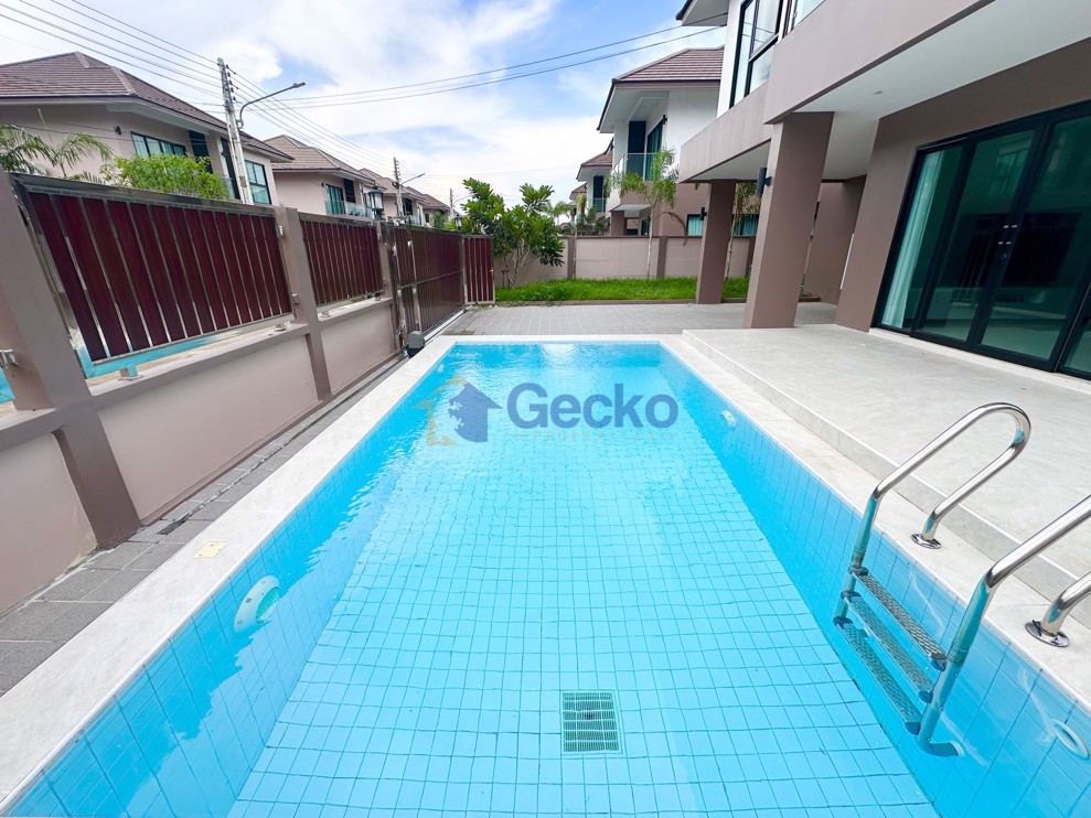 4 Bedrooms House in The Lake  Huay Yai H012414 (Photo 4)