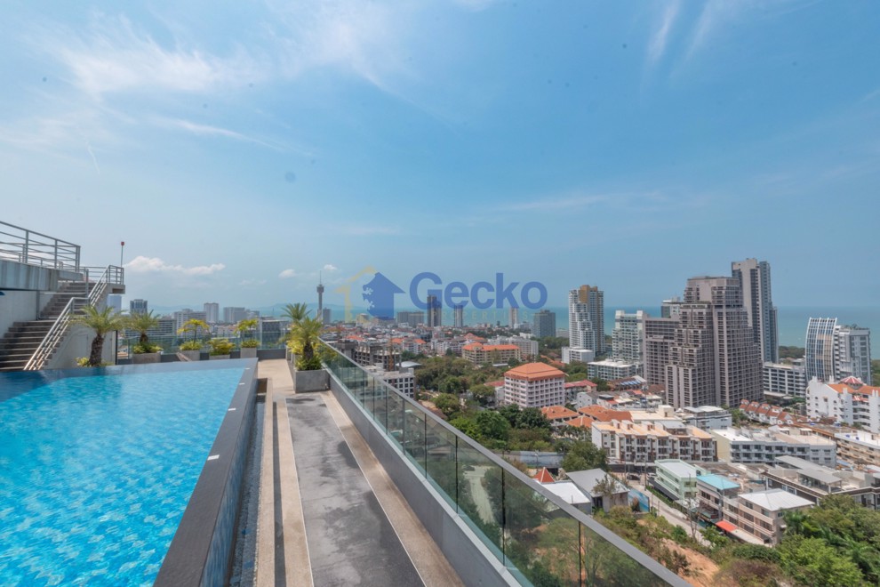 1 Bedroom Condo in The Point Pratumnak C012416 (Cover Photo)