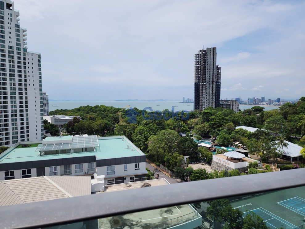1 Bedroom Condo in The Point Pratumnak C012416 (Photo 3)