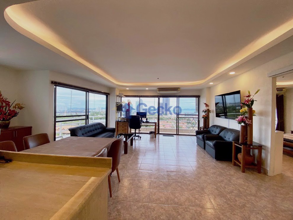1 Bedroom Condo in View Talay 2 Jomtien C012427 (Photo 3)