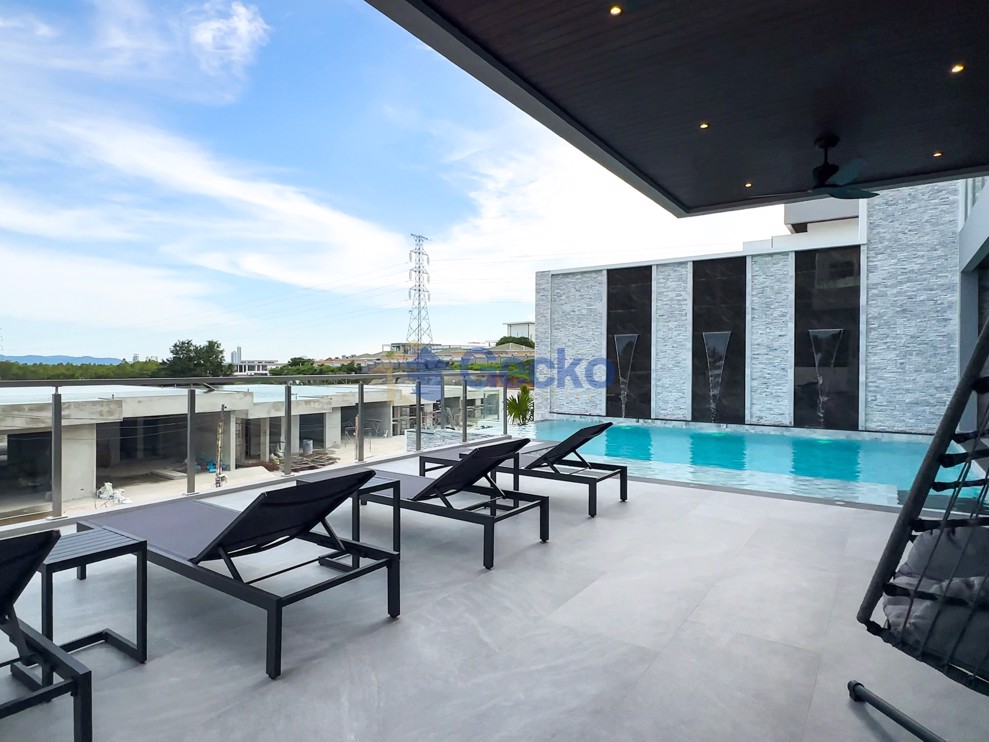 5 ห้องนอน บ้าน in Siam Royal View Lakeside  พัทยา H012429 (Photo 4)
