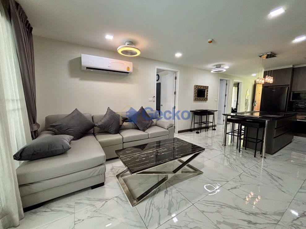 3 Bedrooms Condo in The Urban Central Pattaya C012447 (Photo 3)