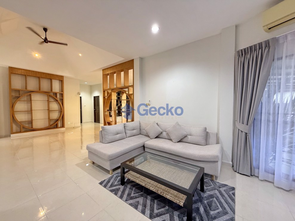 3 Bedrooms House in SP Village 3  East Pattaya H010597 (Photo 3)