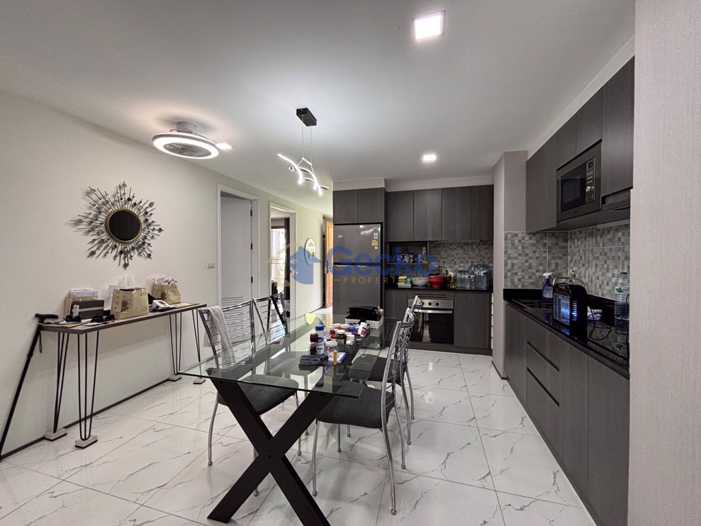 3 Bedrooms Condo in The Urban Central Pattaya C012449 (Photo 4)