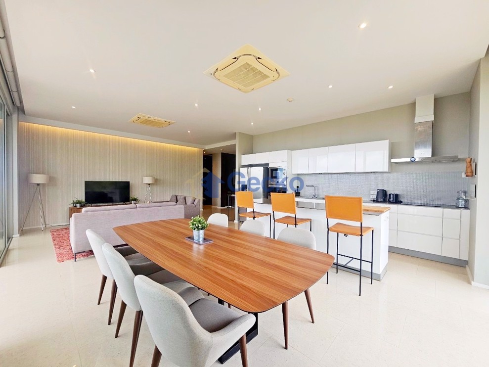 2 Bedrooms Condo in Sunplay Bang Saray C012452 (Photo 3)