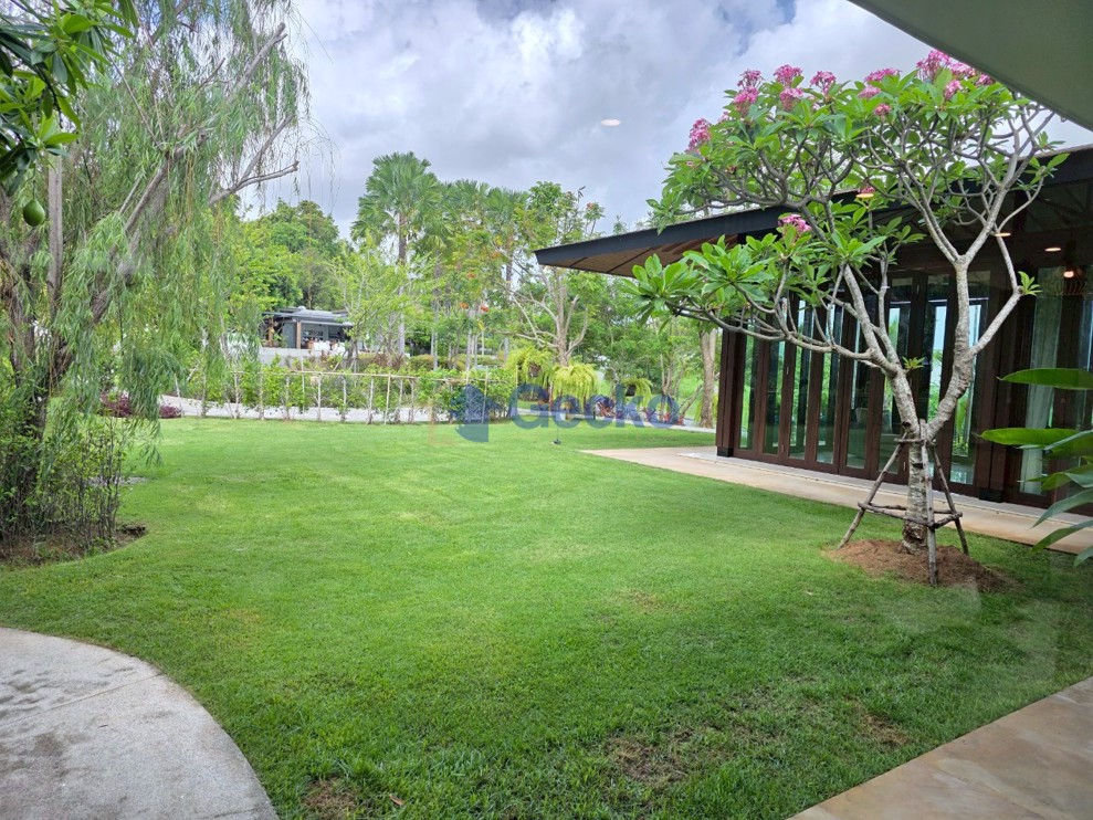 2 ห้องนอน บ้าน in ซันเพลย์ บางเสร่  บางเสร่ H012456 (Photo 1)